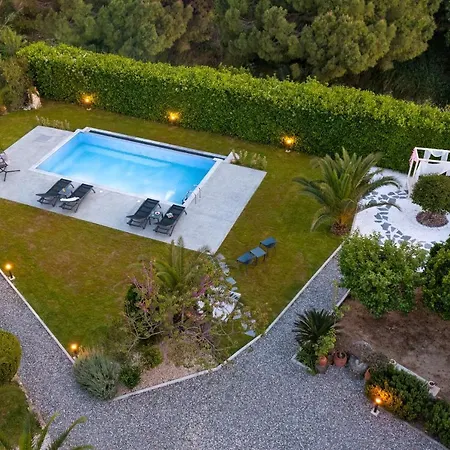 Iasama Villa