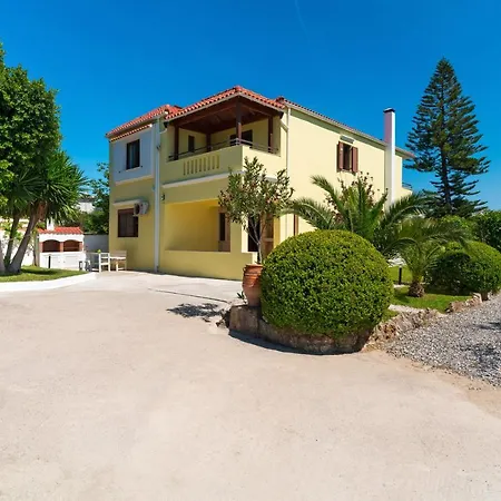 Iasama Villa *